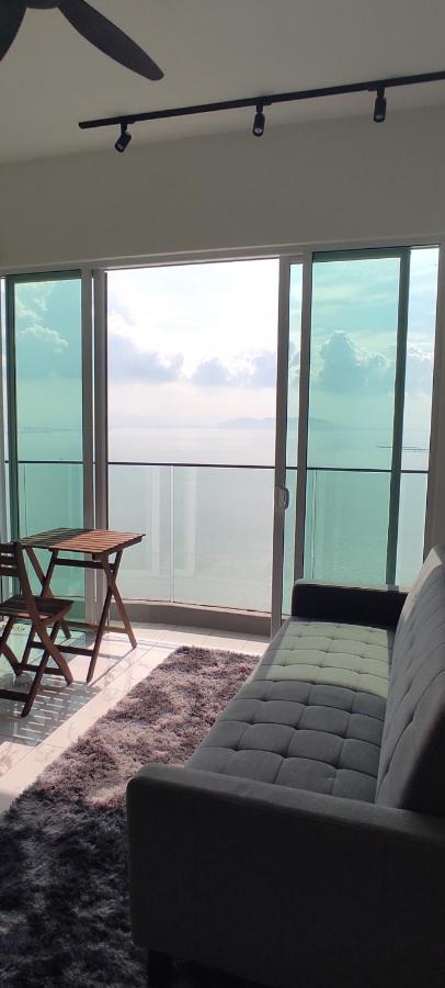 Infinite Seaview With Penang Bridge Suite With Sunrise Up To 11 Person 바얀레파스 외부 사진