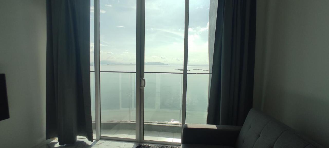 Infinite Seaview With Penang Bridge Suite With Sunrise Up To 11 Person 바얀레파스 외부 사진