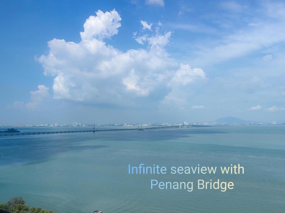 Infinite Seaview With Penang Bridge Suite With Sunrise Up To 11 Person 바얀레파스 외부 사진